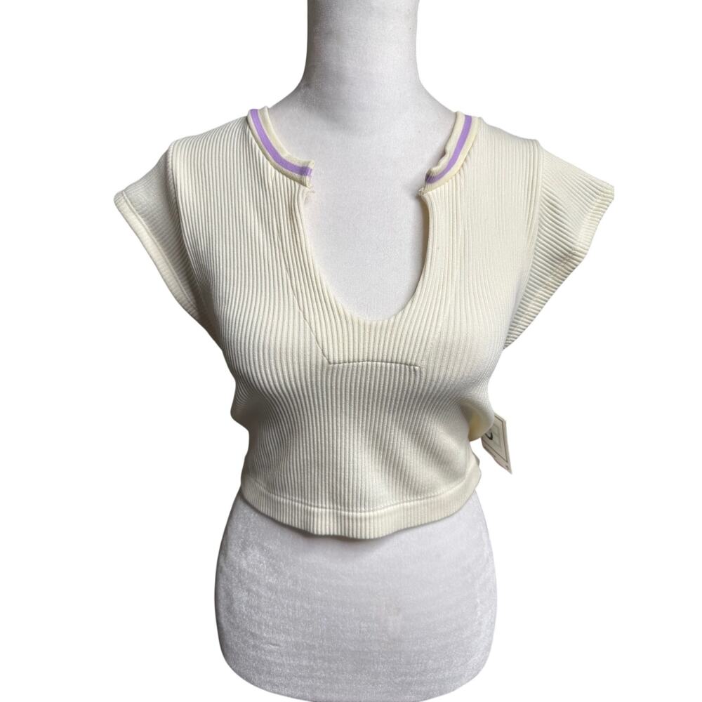 NWT 5B Style Women's Large Seamless Ribbed Top Cream Lavender